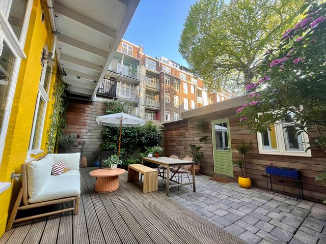 Beautiful apartment with garden next to Vondelpark