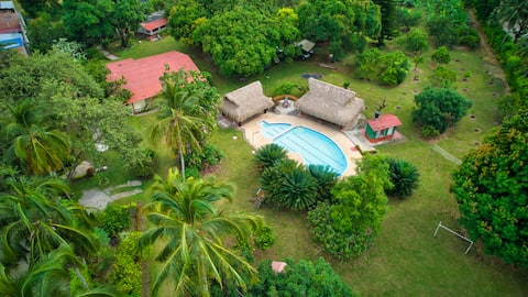 Pool, hammocks, games, nature and relaxation