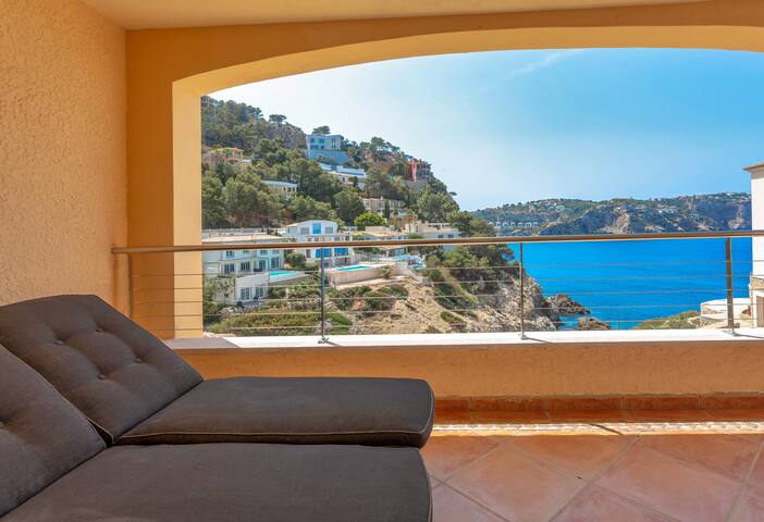 Ses Gavines in Cala Moragues gallery image 3