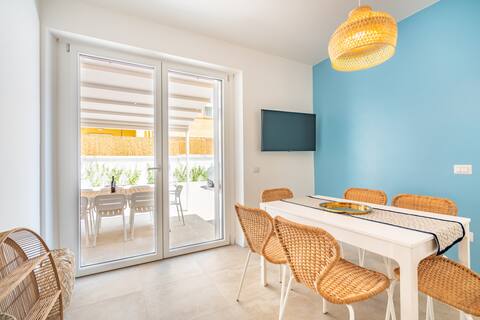 Oltremare | Patio, two steps from the sea
