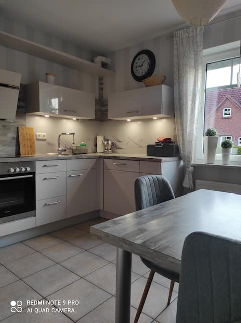 Successful Airbnb property: DHH in a quiet residential area near the North Sea in Wittmund