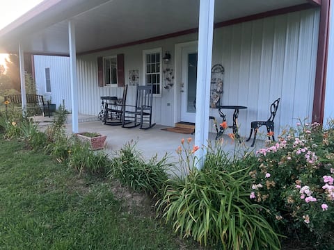 Steve & Paula's Casita
3 Bedrooms and 3 beds