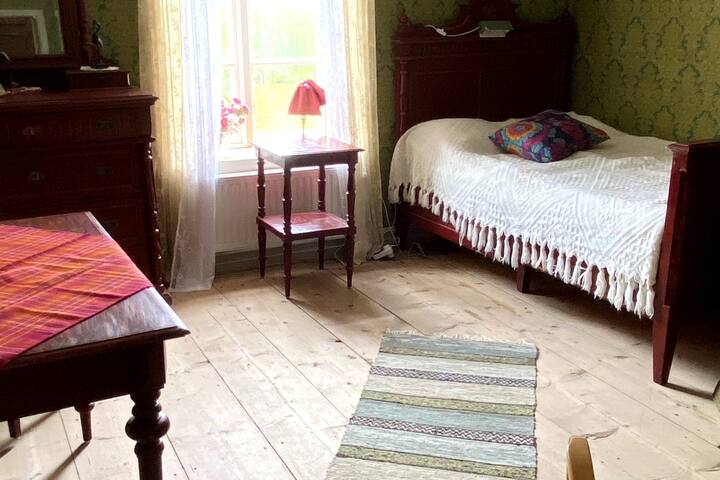 Ett fint romantiskt rum, där många brudpar fått haft möjligheten att tillbringa sin bröllopsnatt i. 