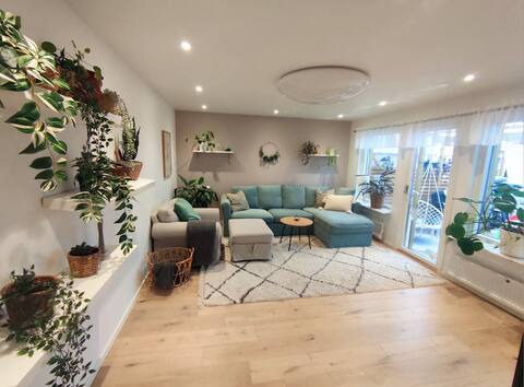 Cosy Home with Jacuzzi