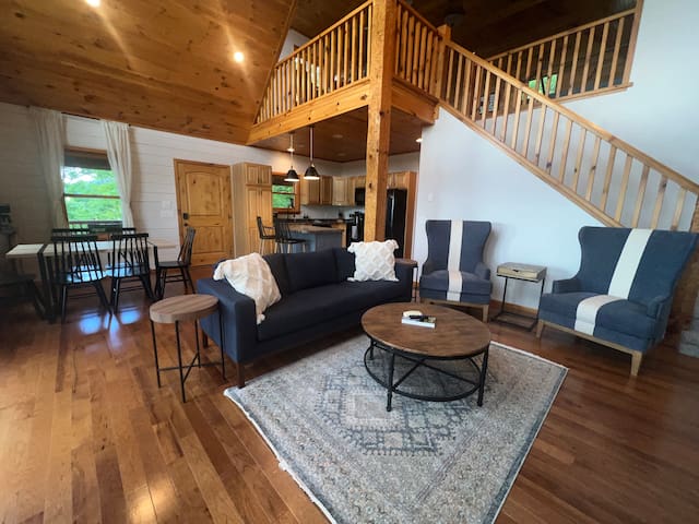 Listing in Cullowhee