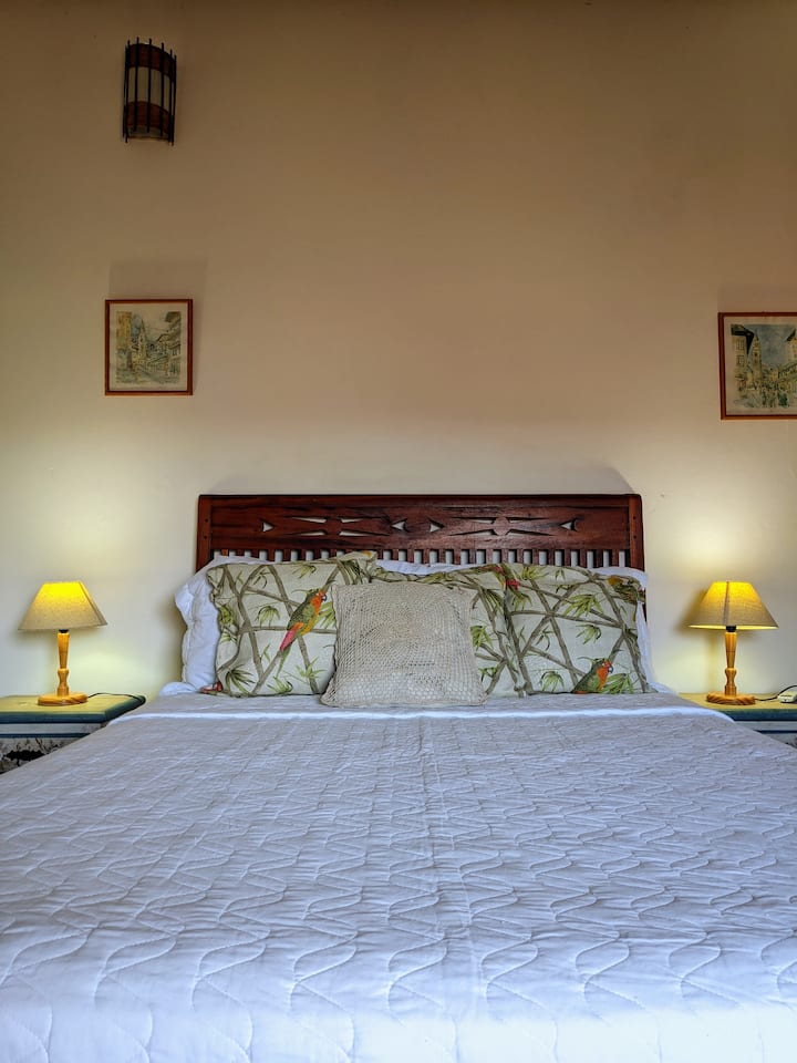 غرفة في الطابق الثاني. 