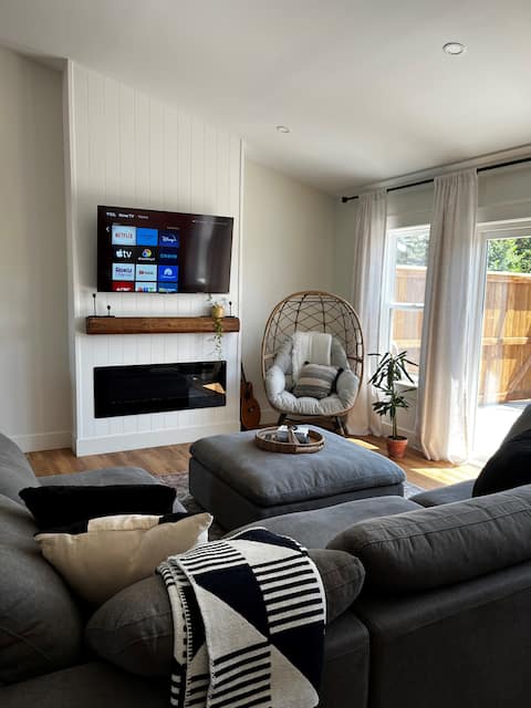 New Cozy Home in Stratford