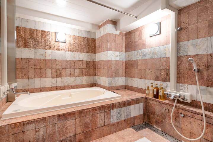 1 min walk from sta./Near Disney/Tokyo Sta. 14 min gallery image 2