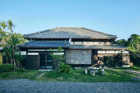 A 100-year-old japanese house renovated by MUJI