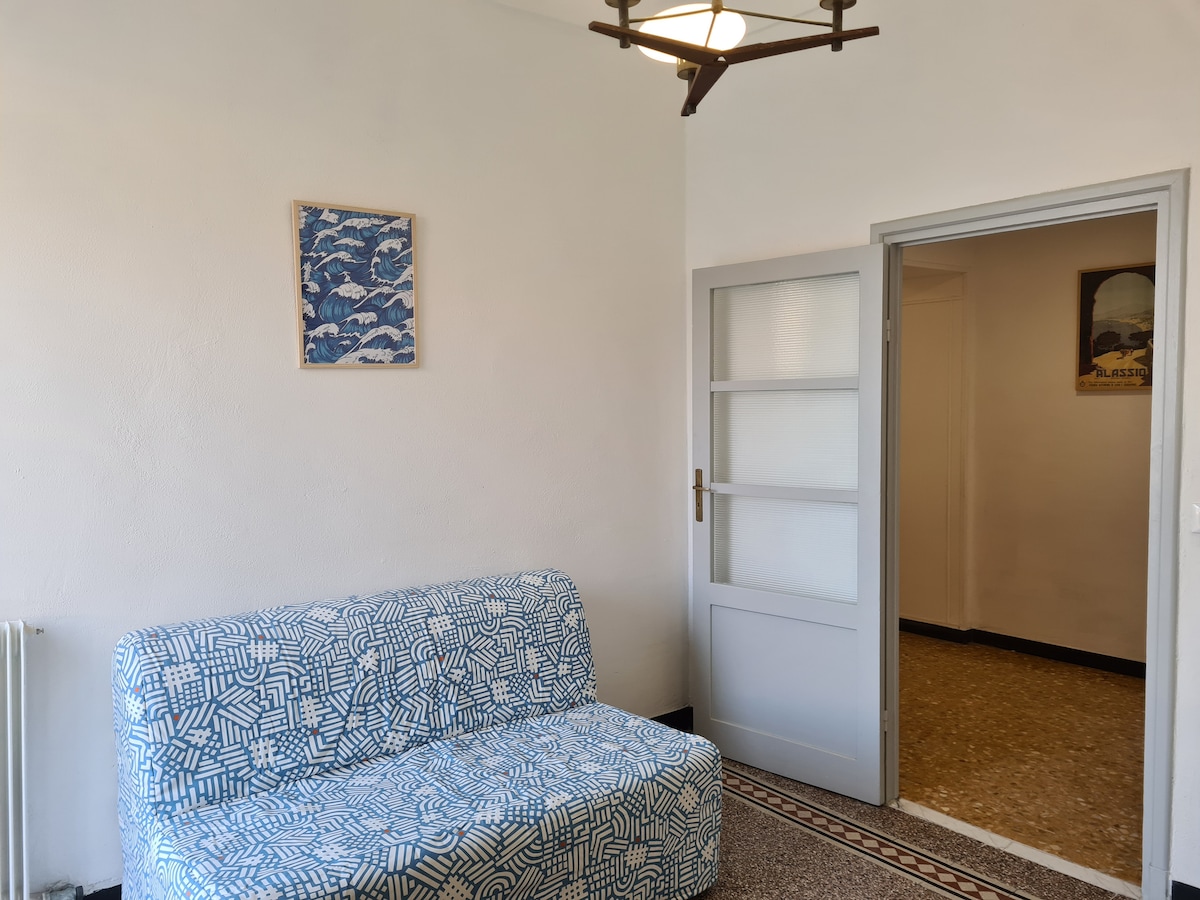 Top Airbnb: Beachfront, listening to the echo of the waves à Alassio