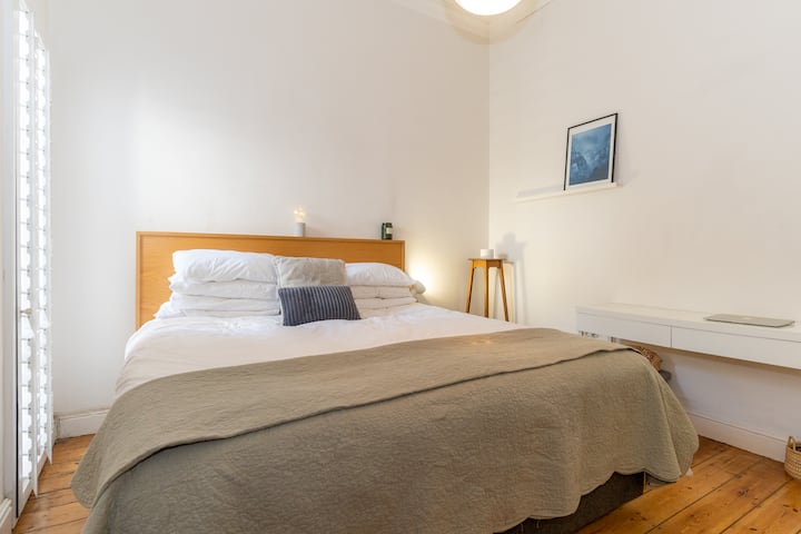 غرفة النوم 2