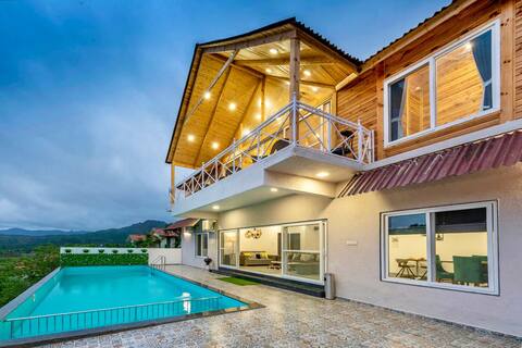 6HK Chalet with Infinity Pool and Chef, Lonavala