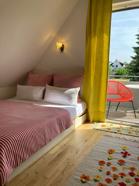 Popular Airbnb listing: Small vintage paradise in Friedrichshafen