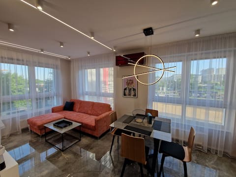 Popular Airbnb listing: Koral Kompozytorów 7 Apartment in Czechów Południowy