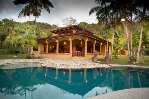 Villa Pavones y Casita Tropical