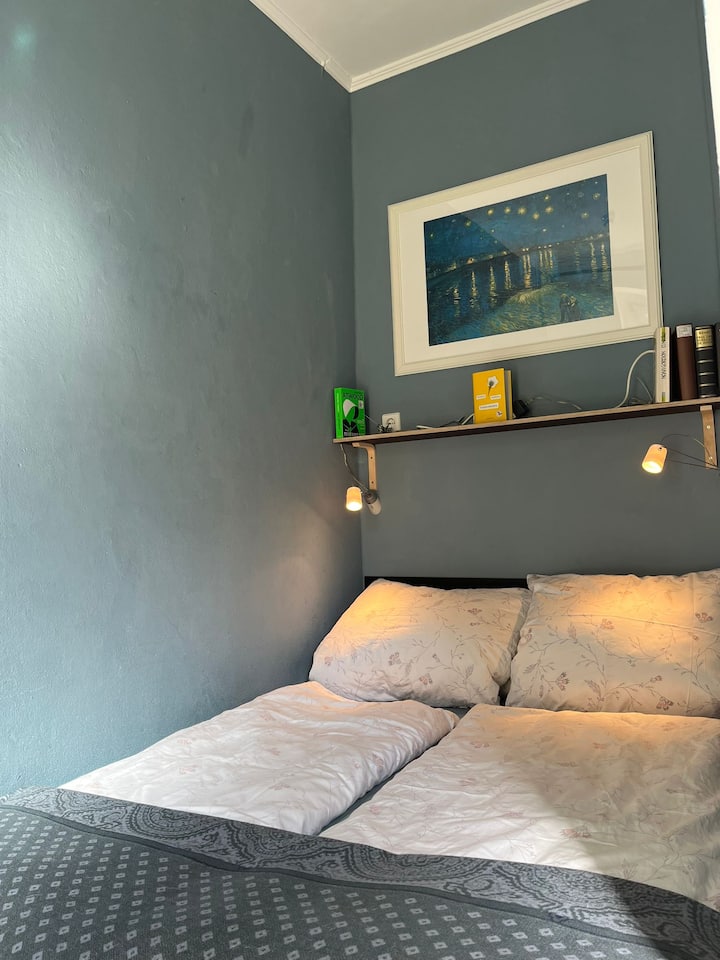 غرفة النوم رقم رقم (140 سم)