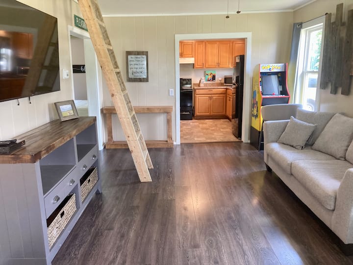 Ava Vacation Rentals & Homes Missouri, United States Airbnb