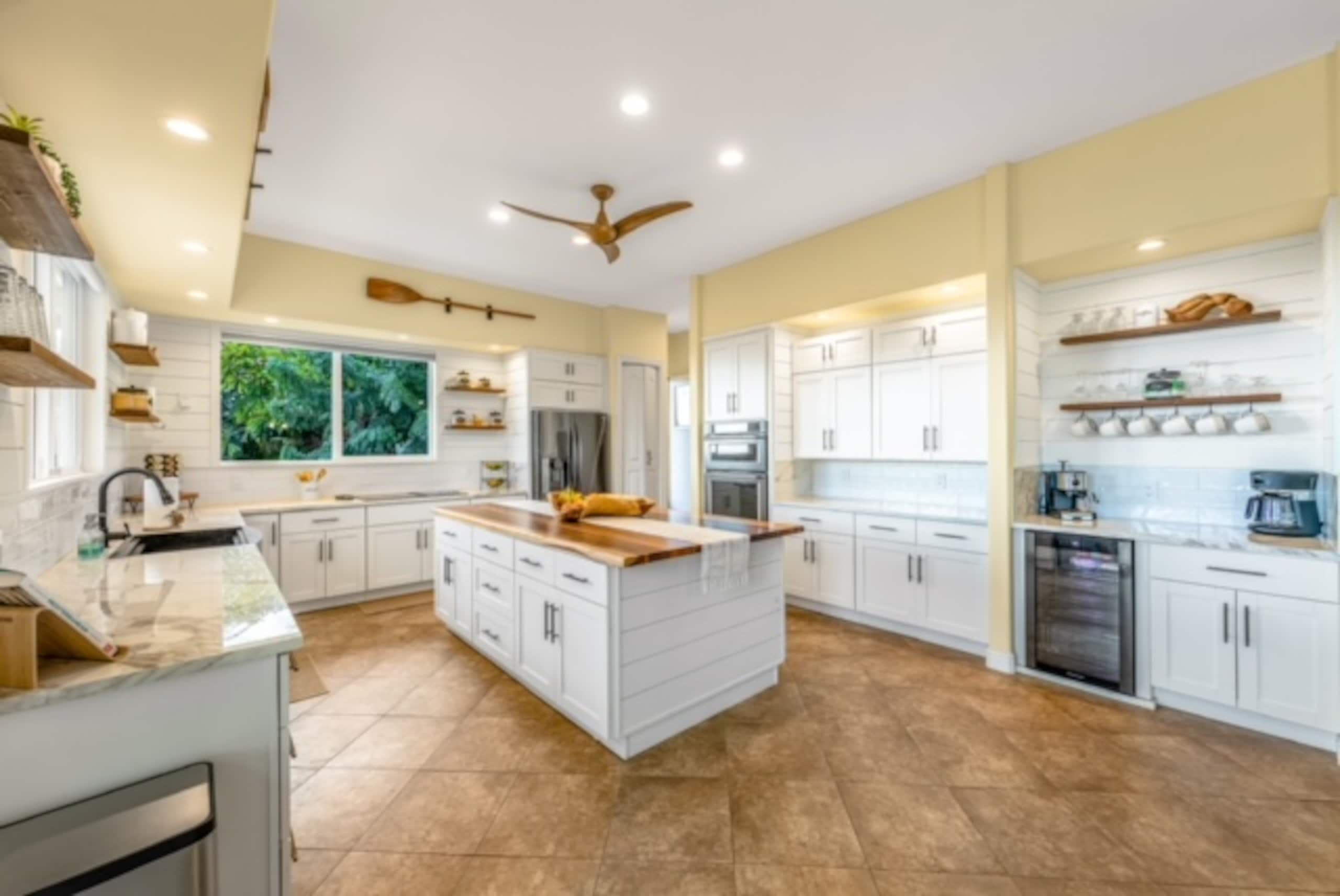 Home in Waikoloa Village · ★5.0 · 4 bedrooms · 6 beds · 3.5 baths - Photo 7