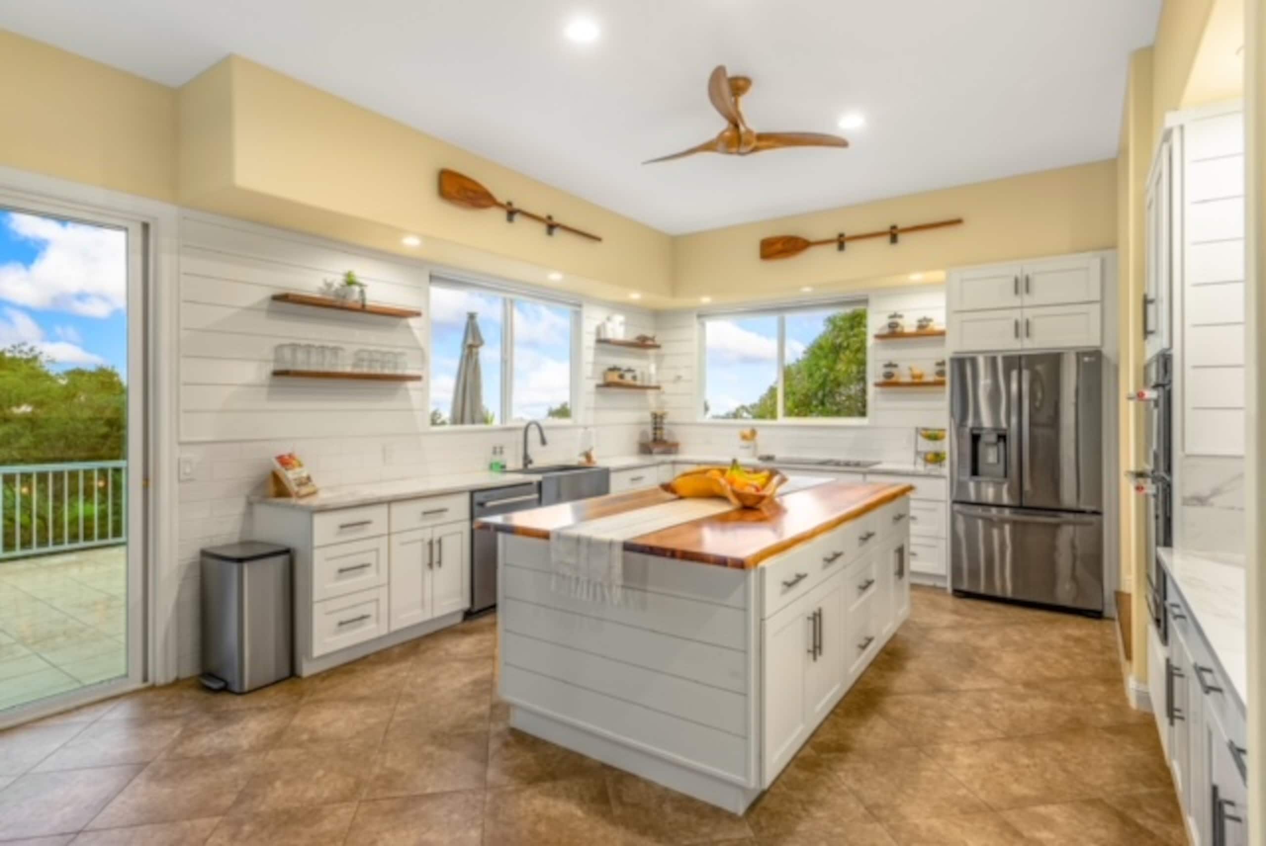 Home in Waikoloa Village · ★5.0 · 4 bedrooms · 6 beds · 3.5 baths - Photo 6