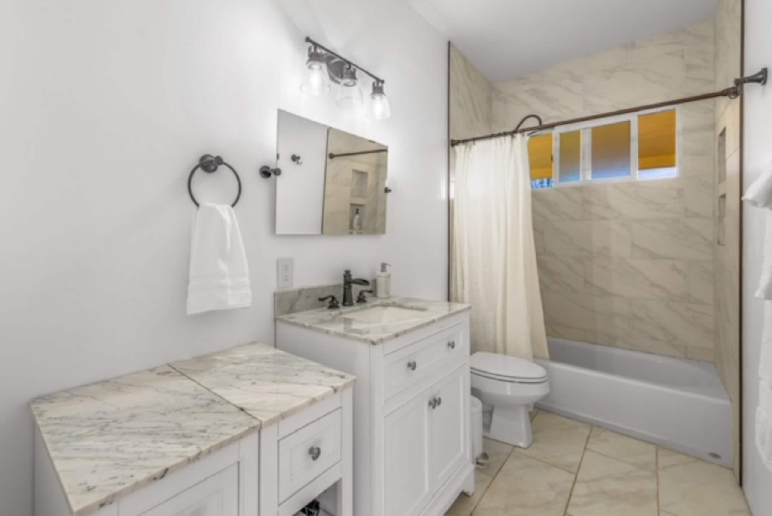 Home in Waikoloa Village · ★5.0 · 4 bedrooms · 6 beds · 3.5 baths - Photo 23