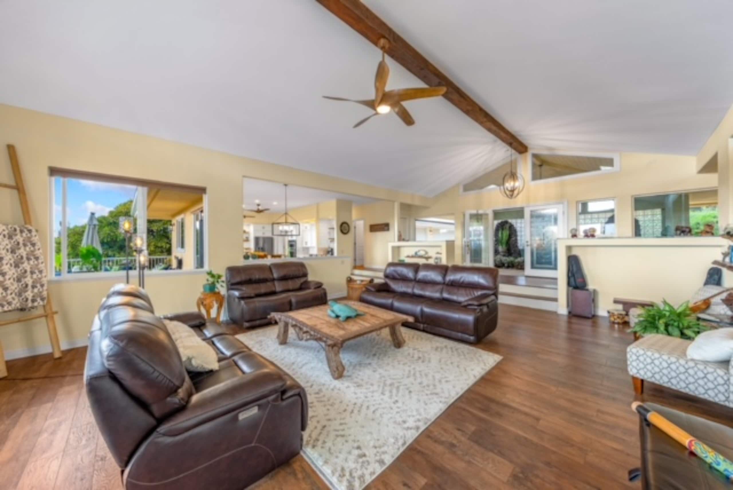 Home in Waikoloa Village · ★5.0 · 4 bedrooms · 6 beds · 3.5 baths - Main photo