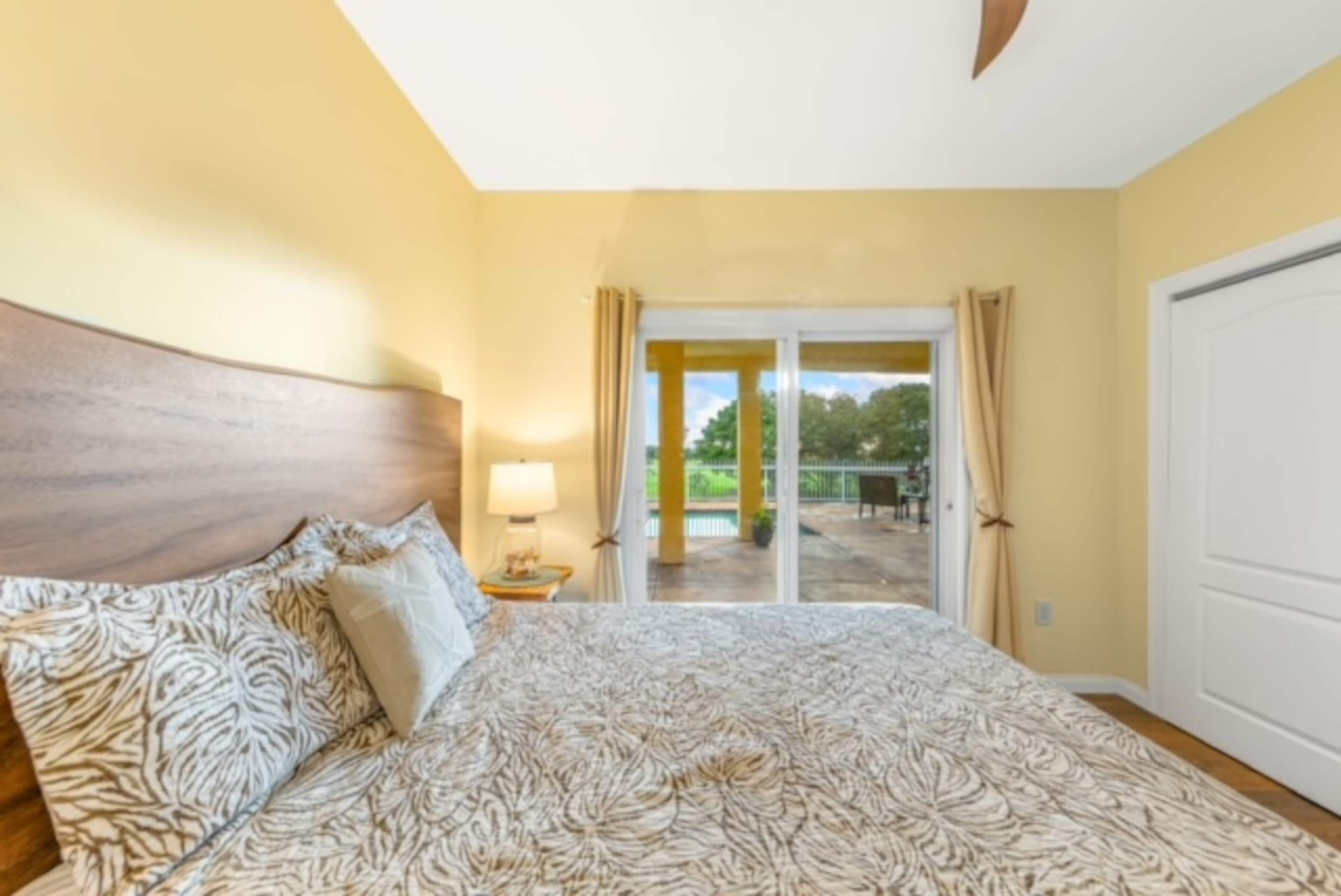 Home in Waikoloa Village · ★5.0 · 4 bedrooms · 6 beds · 3.5 baths - Photo 16