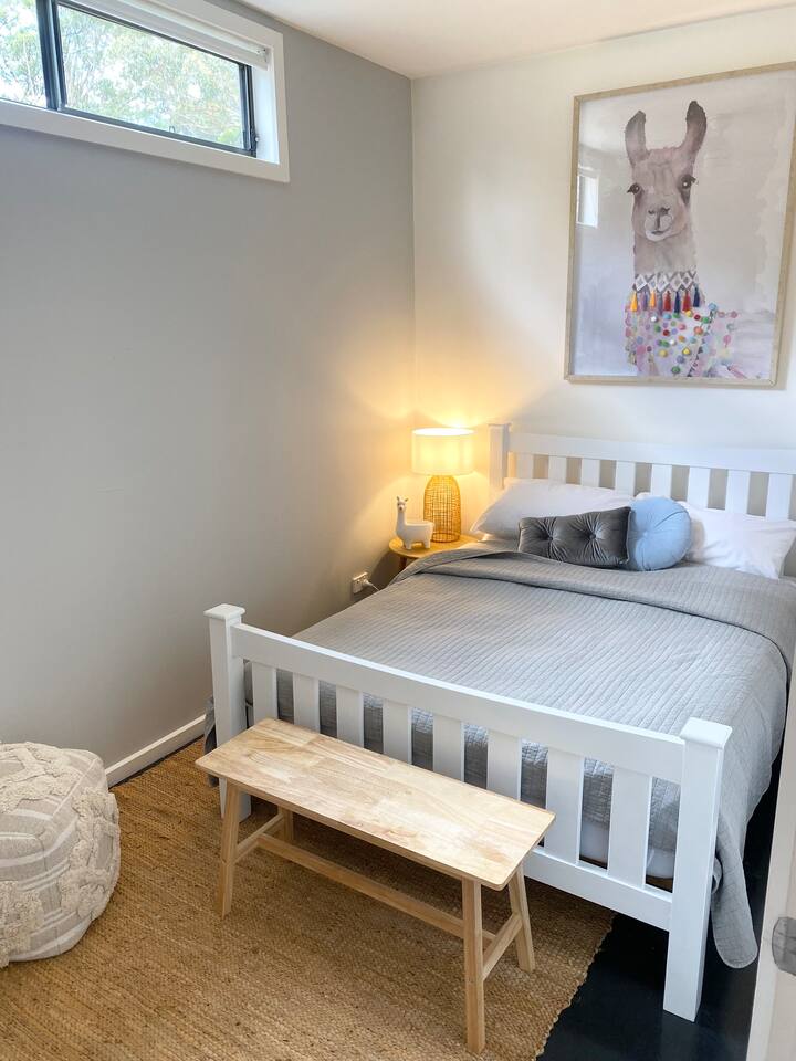 Bedroom 4 (Double Bed)