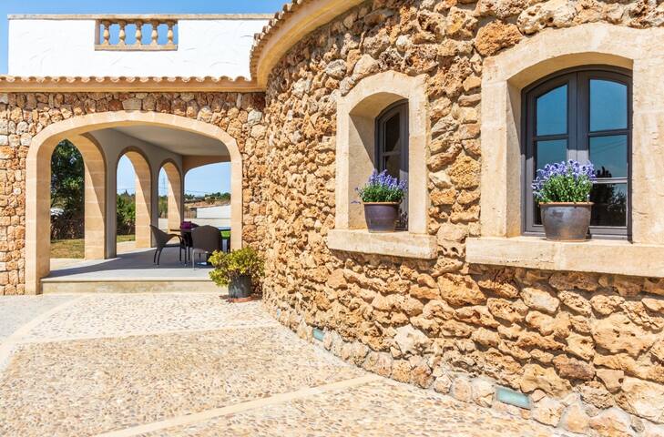 Espectacular Villa Turquesa gallery image 3