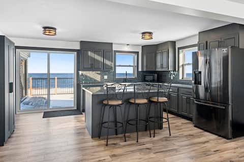 Executive Waterfront Home in Grande Digue