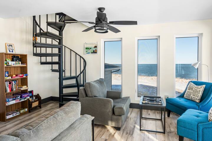 Ocean Oasis 4BR House*Long-Term Stays Welcome gallery image 2