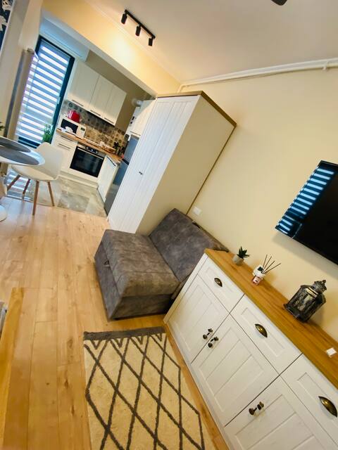 Top performing Airbnb: Studio Dear in Eforie