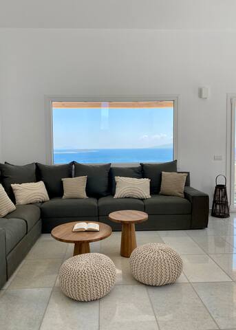 Artemis Sky Villa gallery image 4