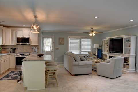 Successful Airbnb property: Flamingo House on HHI #066374 in Hilton Head Island