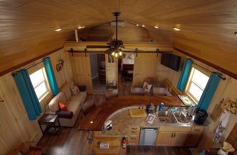 Successful Airbnb property: Beautiful Mountain Views. Centrally located. in Kalispell