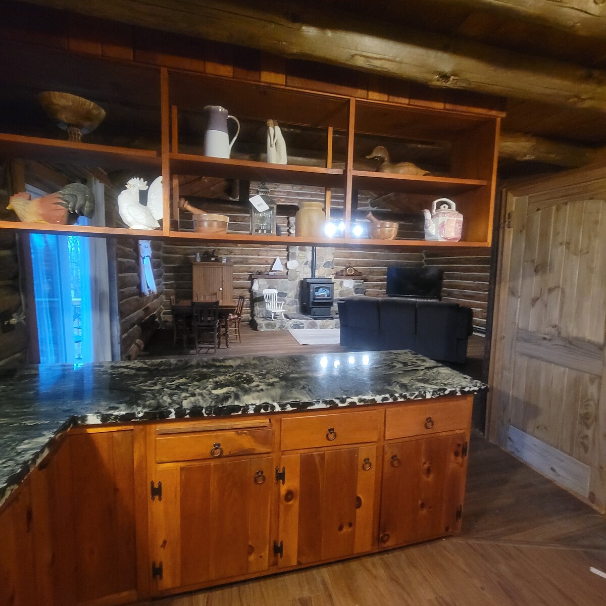 Charming Country Cabin