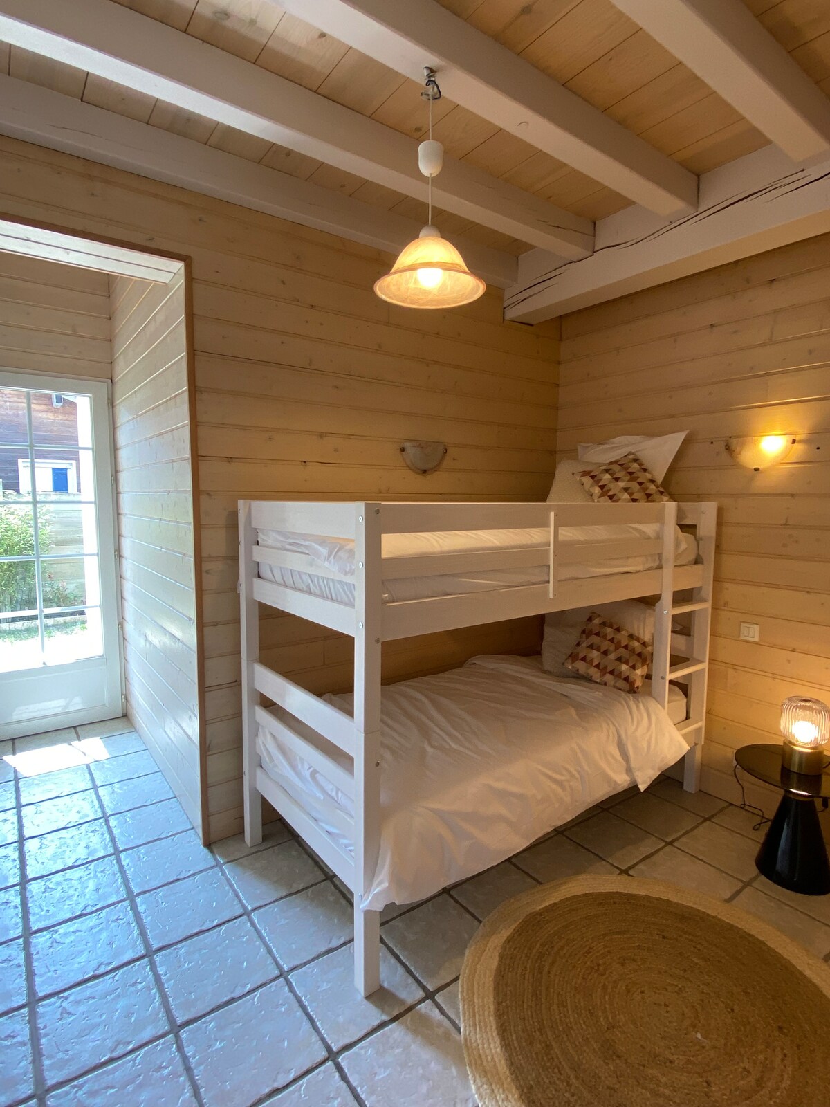 Долна спална соба