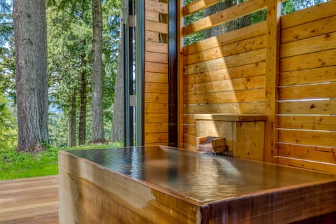 Tenzen Springs: Microwave Cabin (Adults Only)