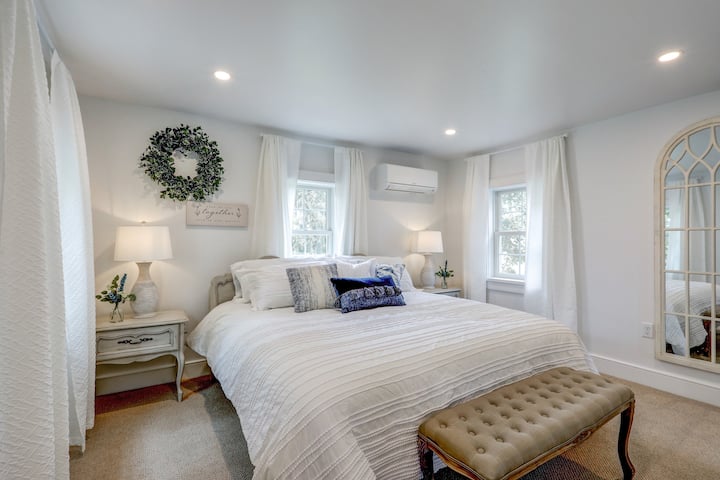 Master Bedroom with King bed