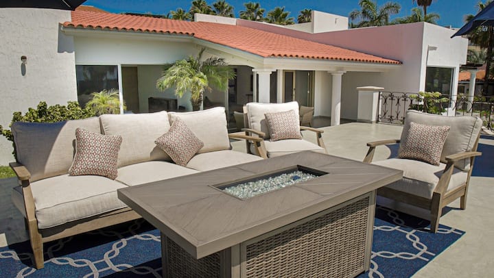 Casa Las Vistas huge deck with fire pit — San José del Cabo villa rental