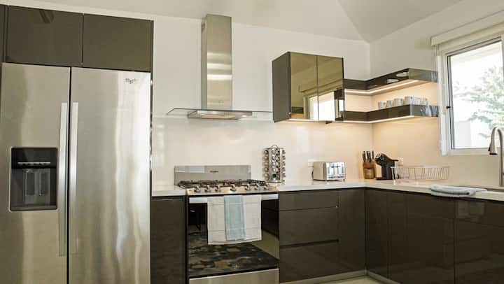 Casa Las Vistas kitchen — San José del Cabo villa rental