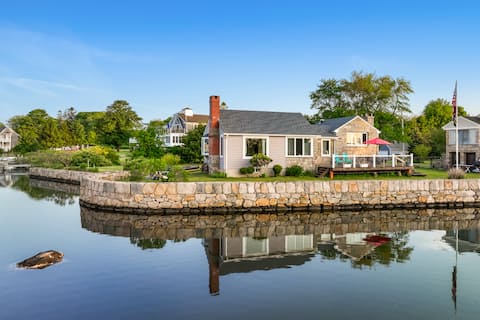 Salt Pond Sunrise View & 5 min to beach, sleeps 7