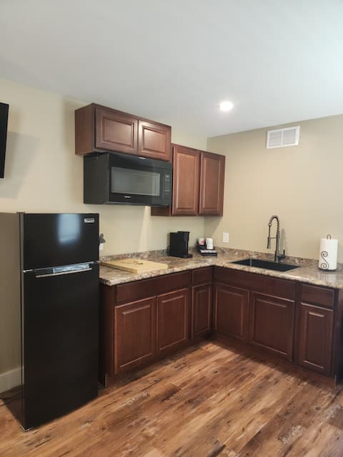 Successful Airbnb property: Dancing Deer Lodge Suite 1 - Downtown Bandera in Bandera