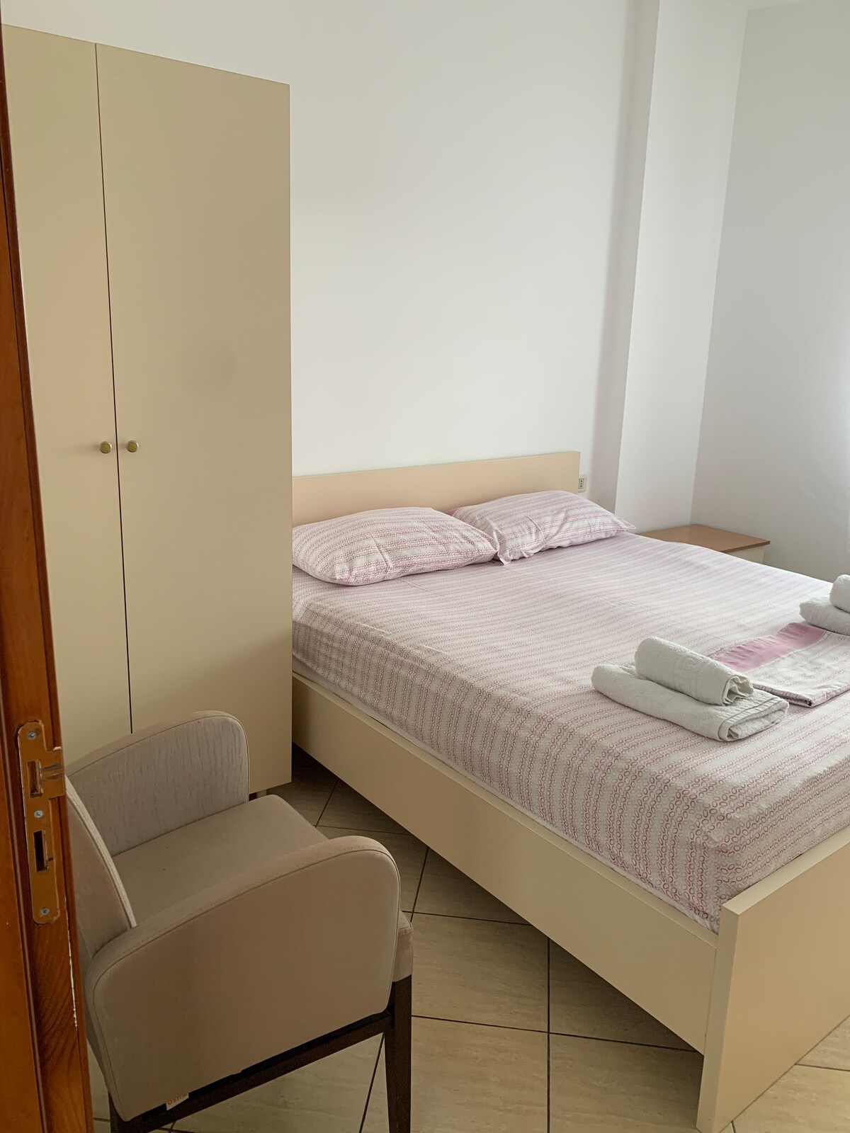 Listing 905953115428454474