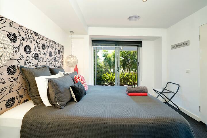 Main St Getaway gallery image 3