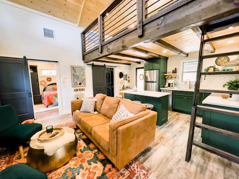 Top Airbnb: Boho Retreat | Lake Access + Fire Pit in Morganton