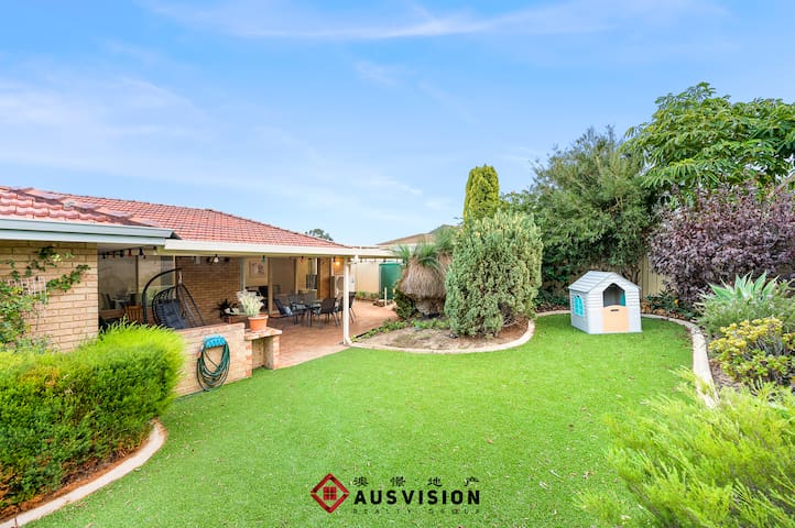 ECU,Golf,Hilary boat harbor family getaway 4×2 pet