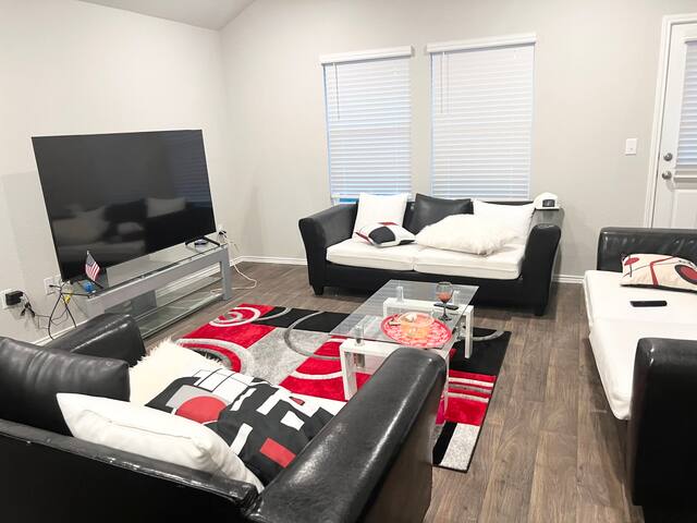 Excellent place stay with family gallery image 2