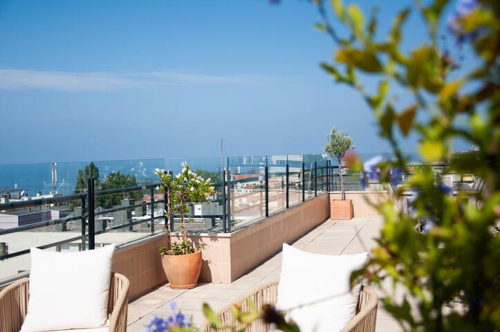 Penthouse of 240m2 with dream view in Foz do Douro gallery image 4