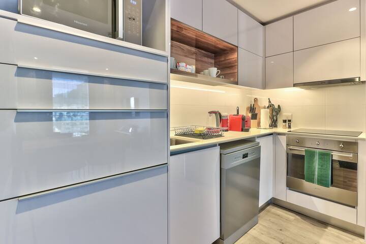 Elegant apartment in the City gallery image 3