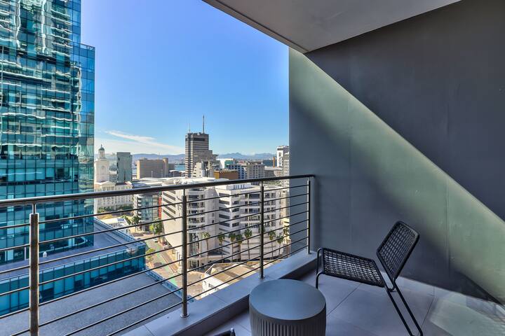 Elegant apartment in the City gallery image 2